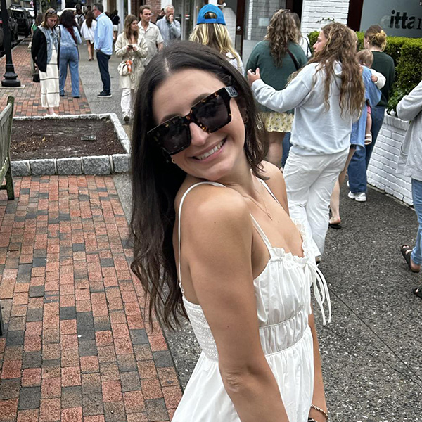 Taylor Maniglia headshot